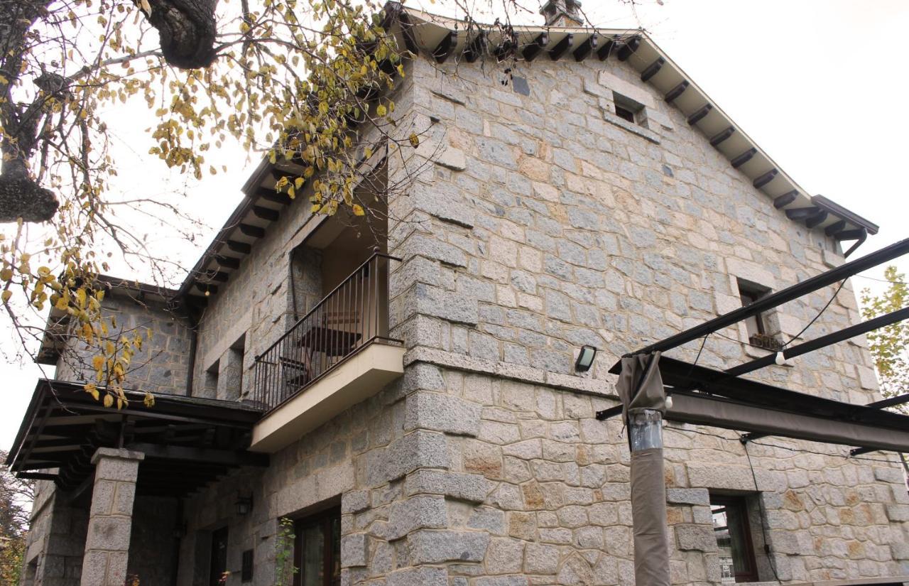 Los Corrales De Soto Hotel Soto del Real Exterior photo